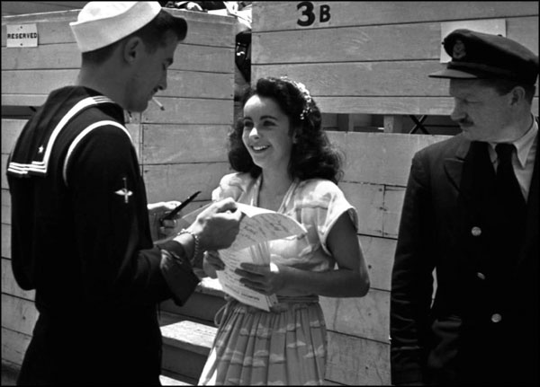 Иллюстрация к книге — Элизабет Тейлор. Клеопатра Голливуда [_045.jpg]