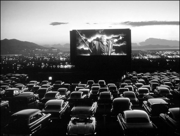 Иллюстрация к книге — Элизабет Тейлор. Клеопатра Голливуда [_133.jpg]