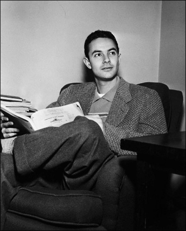 Иллюстрация к книге — Элизабет Тейлор. Клеопатра Голливуда [_139.jpg]