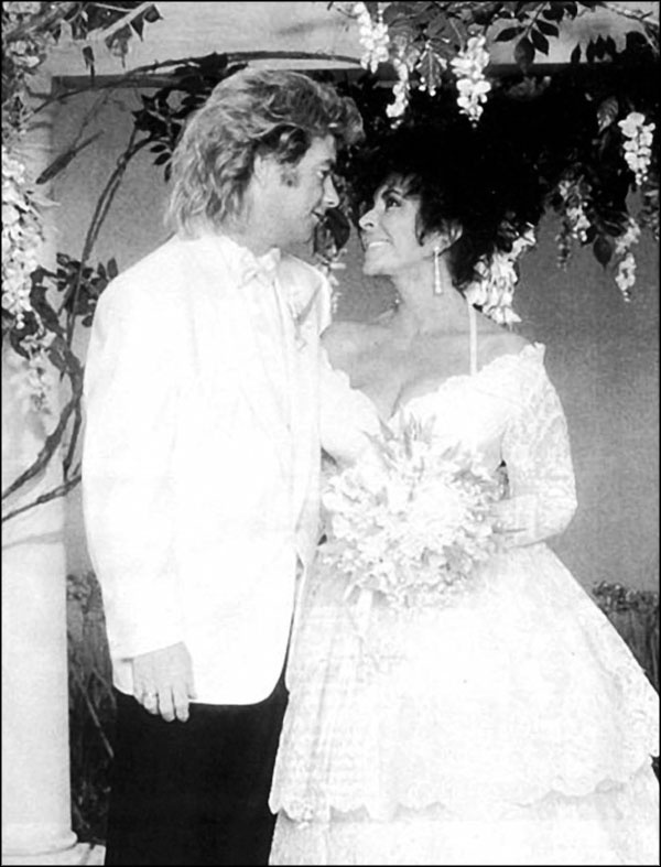 Иллюстрация к книге — Элизабет Тейлор. Клеопатра Голливуда [_249.jpg]