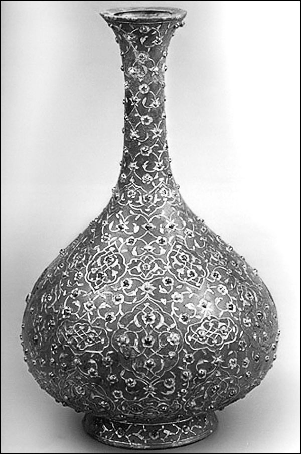 Иллюстрация к книге — Мерьем Узерли. Актрисы &quot;Великолепного века&quot; [_173.jpg]