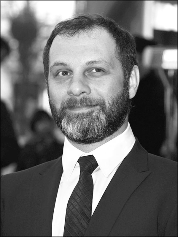 Иллюстрация к книге — Мерьем Узерли. Актрисы &quot;Великолепного века&quot; [_209.jpg]