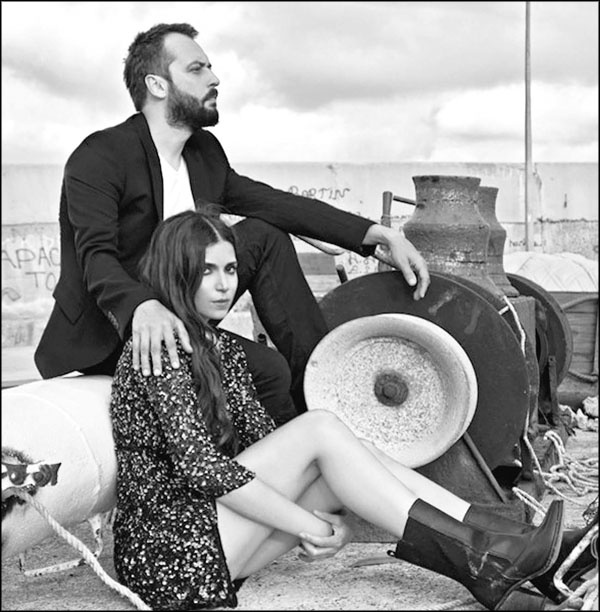 Иллюстрация к книге — Мерьем Узерли. Актрисы &quot;Великолепного века&quot; [_219.jpg]