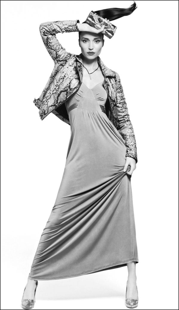 Иллюстрация к книге — Мерьем Узерли. Актрисы &quot;Великолепного века&quot; [_237.jpg]