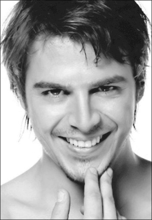 Иллюстрация к книге — Мерьем Узерли. Актрисы &quot;Великолепного века&quot; [_307.jpg]