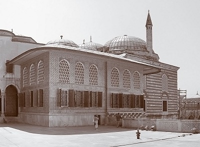 Иллюстрация к книге — Хюррем. Знаменитая возлюбленная султана Сулеймана [_058.jpg]