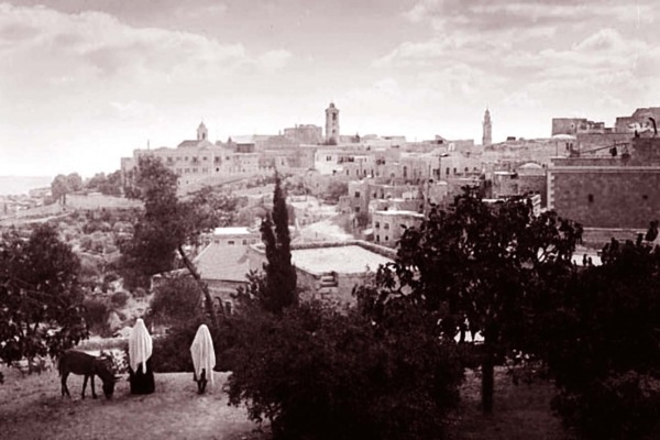 Иллюстрация к книге — Мария Магдалина. Тайная супруга Иисуса Христа [i_027.jpg]