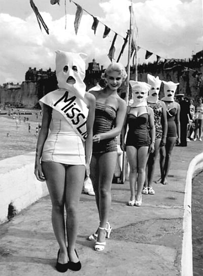 Иллюстрация к книге — Мэрилин Монро. Жизнь в мире мужчин [i_030.jpg]