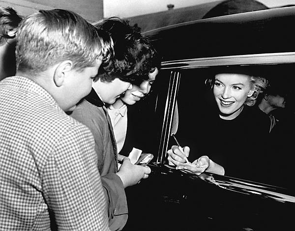 Иллюстрация к книге — Мэрилин Монро. Жизнь в мире мужчин [i_069.jpg]