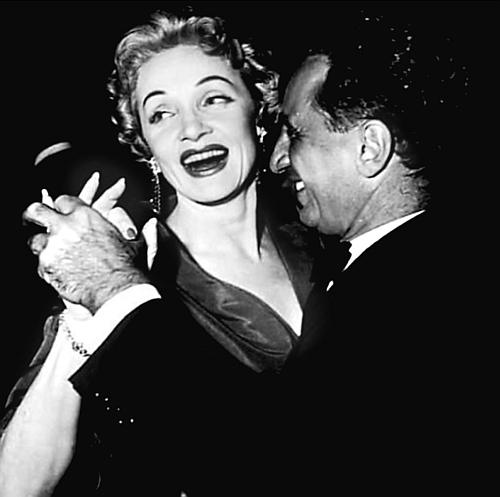 Иллюстрация к книге — Мэрилин Монро. Жизнь в мире мужчин [i_072.jpg]