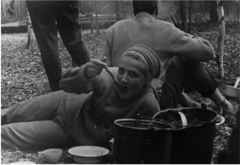 Иллюстрация к книге — Мужчина и женщина. Тело, мода, культура. СССР - оттепель [i_009.jpg]