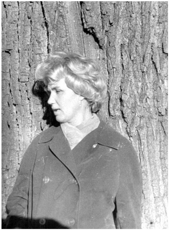 Иллюстрация к книге — Мужчина и женщина. Тело, мода, культура. СССР - оттепель [i_022.jpg]