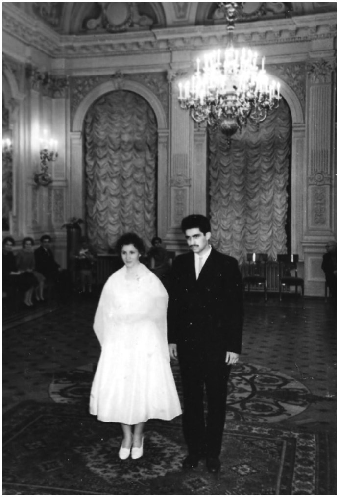 Иллюстрация к книге — Мужчина и женщина. Тело, мода, культура. СССР - оттепель [i_026.jpg]