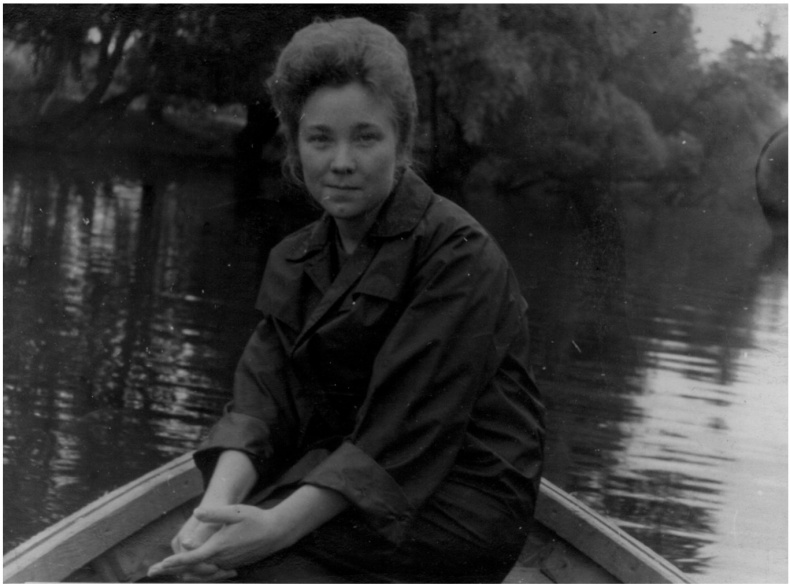 Иллюстрация к книге — Мужчина и женщина. Тело, мода, культура. СССР - оттепель [i_041.jpg]