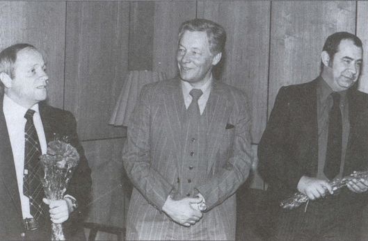 Иллюстрация к книге — Главная профессия — разведка [i_006.jpg]