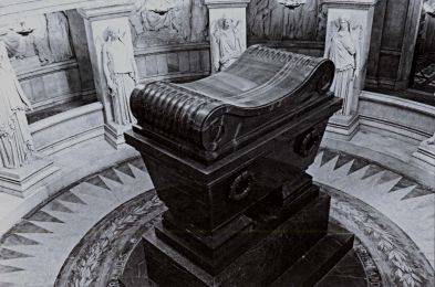 Иллюстрация к книге — Разведка - это пожизненно [i_015.jpg]