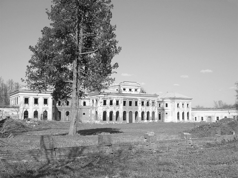 Иллюстрация к книге — Рублевка, скрытая от посторонних глаз. История старинной дороги. 33 истории о великих жителях Рублевки, или Тридцать три богатыря [i_052.jpg]