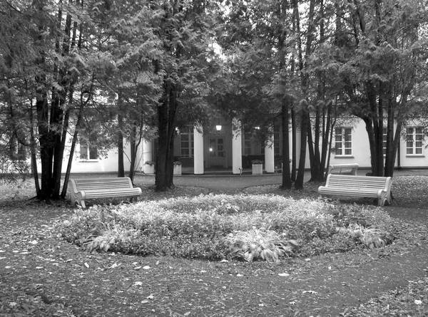 Иллюстрация к книге — Рублевка и ее обитатели. Романтическое повествование [i_059.jpg]