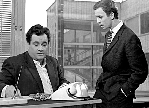 Иллюстрация к книге — Эльдар Рязанов. Ирония судьбы, или… [block_001240_page_059_image_0001.jpg]