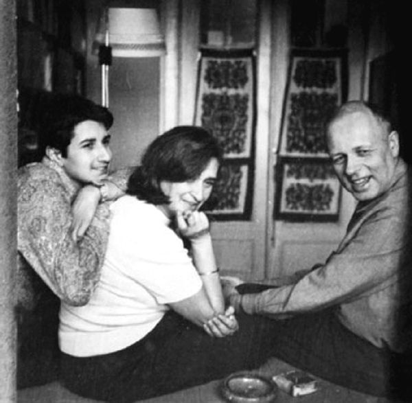 Иллюстрация к книге — Мстислав Ростропович. Любовь с виолончелью в руках [i_035.jpg]