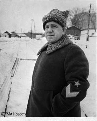 Иллюстрация к книге — Великие герои Великой войны. Хроника народного подвига. 1941-1942 [i_025.jpg]