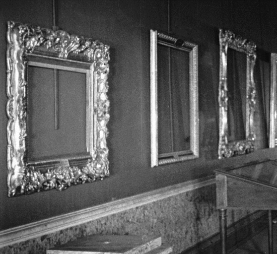 Иллюстрация к книге — Блокада Ленинграда. Полная хроника - 900 дней и ночей [i_043.jpg]