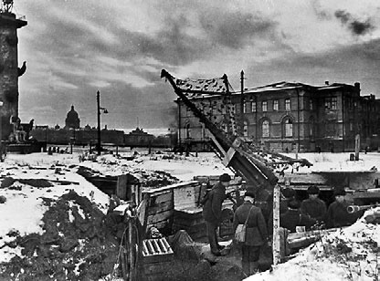 Иллюстрация к книге — Блокада Ленинграда. Полная хроника - 900 дней и ночей [i_046.jpg]