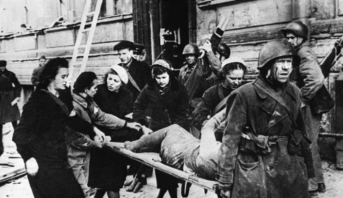 Иллюстрация к книге — Блокада Ленинграда. Полная хроника - 900 дней и ночей [i_092.jpg]