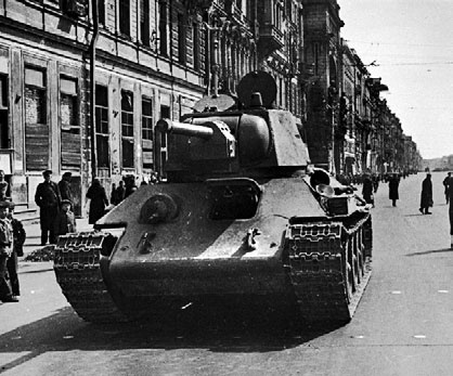 Иллюстрация к книге — Блокада Ленинграда. Полная хроника - 900 дней и ночей [i_093.jpg]