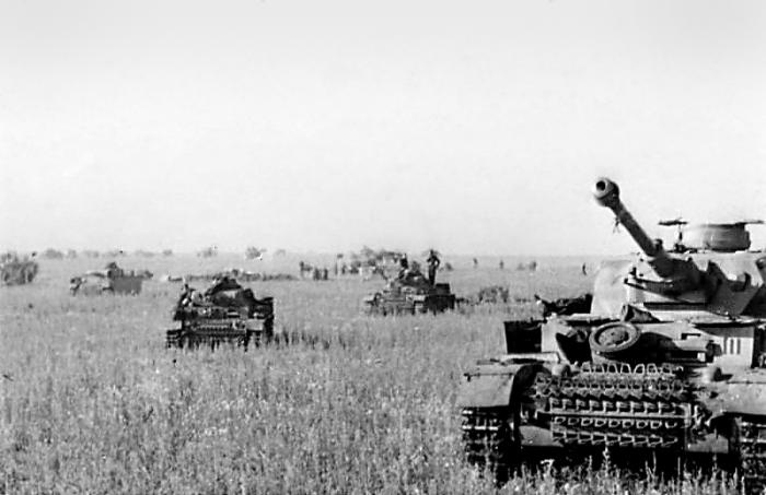 Иллюстрация к книге — Курская битва. Полная хроника - 50 дней и ночей [_12.jpg]