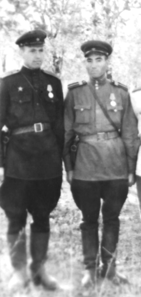 Иллюстрация к книге — Казак на самоходке. &quot;Заживо не сгорели&quot; [i_002.jpg]