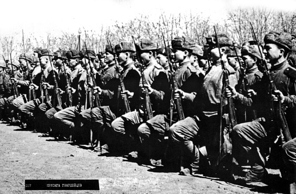 Иллюстрация к книге — На войне как на войне. &quot;Я помню&quot; [i_012.jpg]