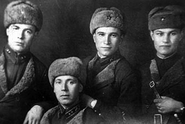 Иллюстрация к книге — На войне как на войне. &quot;Я помню&quot; [i_026.jpg]