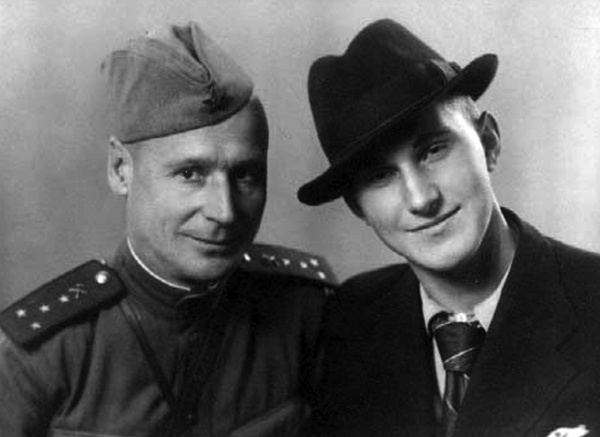 Иллюстрация к книге — На войне как на войне. &quot;Я помню&quot; [i_056.jpg]