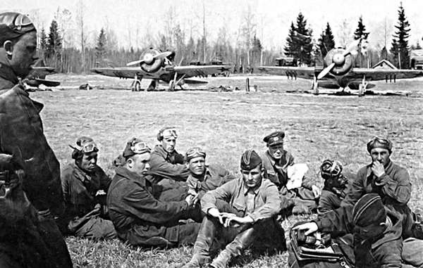 Иллюстрация к книге — Мы дрались на истребителях [block_001832_page_109_image_0001.jpg]