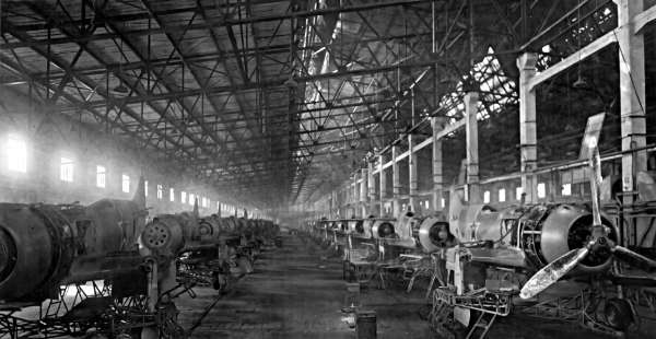 Иллюстрация к книге — Мы дрались на истребителях [block_001832_page_154_image_0002.jpg]