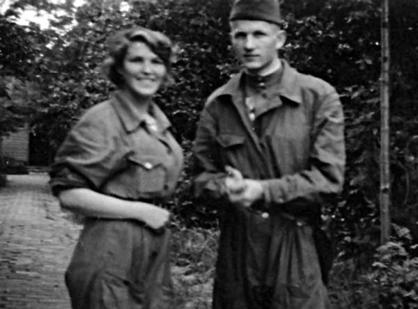 Иллюстрация к книге — Мы дрались на истребителях [block_001832_page_605_image_0001.jpg]