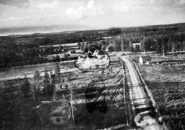 Иллюстрация к книге — Я дрался на штурмовике. Обе книги одним томом [i_025.jpg]