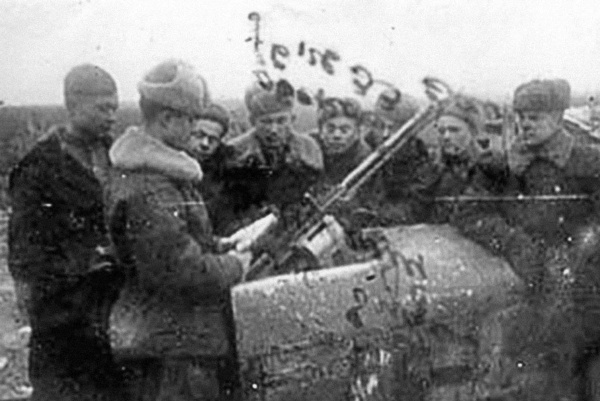 Иллюстрация к книге — Я дрался на штурмовике. Обе книги одним томом [i_034.jpg]