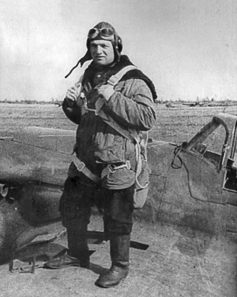 Иллюстрация к книге — Я дрался на штурмовике. Обе книги одним томом [i_046.jpg]