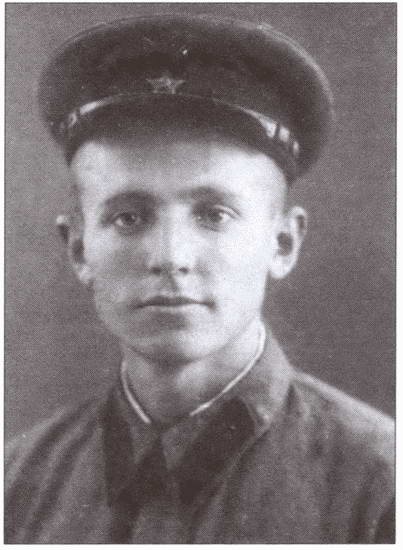 Иллюстрация к книге — Погоня за "ястребиным глазом". Судьба генерала Мажорова [i_002.jpg]