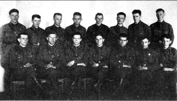 Иллюстрация к книге — "Золотое ухо" военной разведки [Photo04a.jpg]