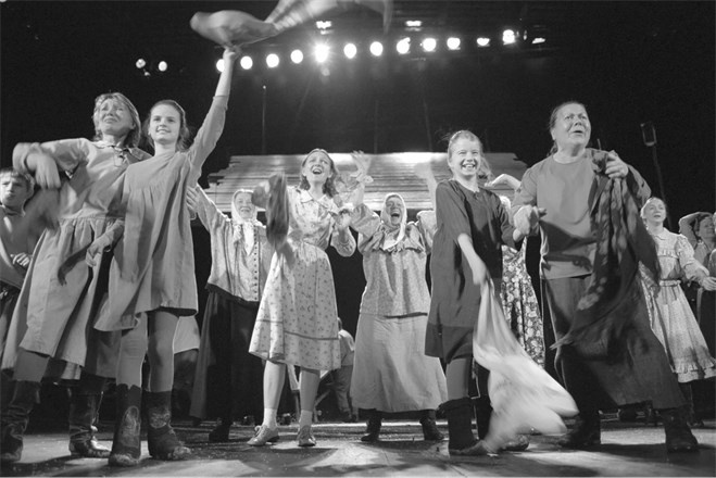 Иллюстрация к книге — Режиссеры-семидесятники. Культура и судьба [b00001068.png.jpg]