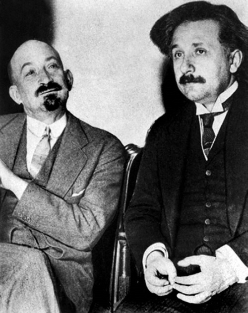 Иллюстрация к книге — Эйнштейн. Его жизнь и его Вселенная [i_051.jpg]