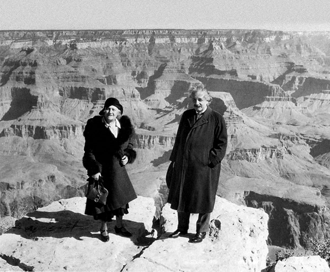 Иллюстрация к книге — Эйнштейн. Его жизнь и его Вселенная [i_067.jpg]