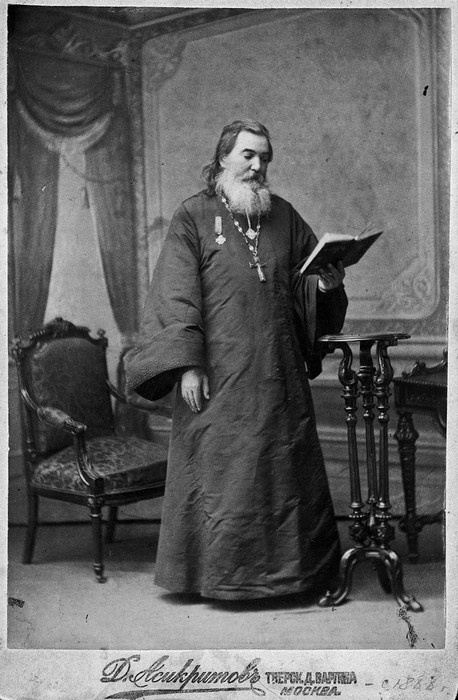 Иллюстрация к книге — Святой против Льва. Иоанн Кронштадтский и Лев Толстой. История одной вражды [i_011.jpg]