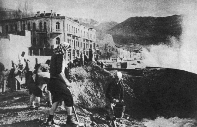 Иллюстрация к книге — Битва за Крым 1941–1944. От разгрома до триумфа [i_078.jpg]