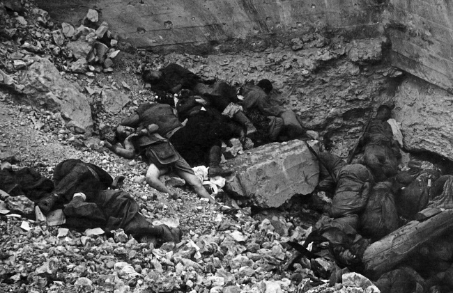 Иллюстрация к книге — Битва за Крым 1941–1944. От разгрома до триумфа [i_080.jpg]