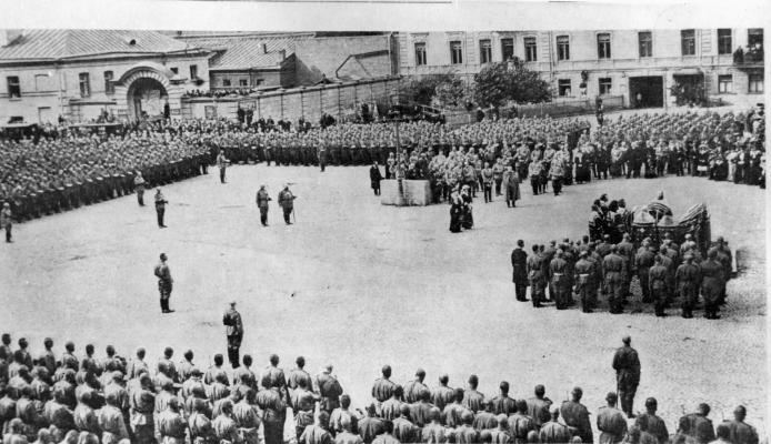 Иллюстрация к книге — Полководцы Первой Мировой. Русская армия в лицах [i_026.jpg]