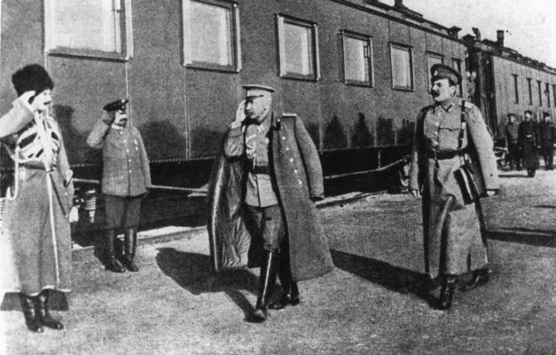 Иллюстрация к книге — Полководцы Первой Мировой. Русская армия в лицах [i_062.jpg]